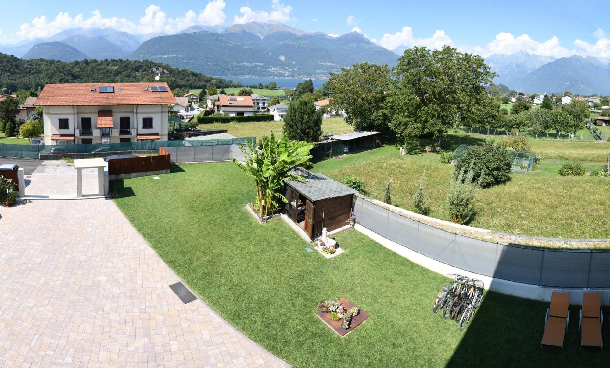 Il Giardino Dei Ciliegi Lägenhet Colico Exteriör bild